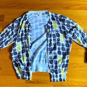 Crown & Ivy Cardigan size L